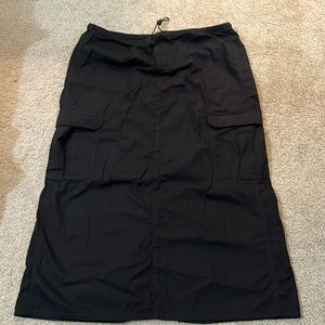 H&M Black Cargo Skirt